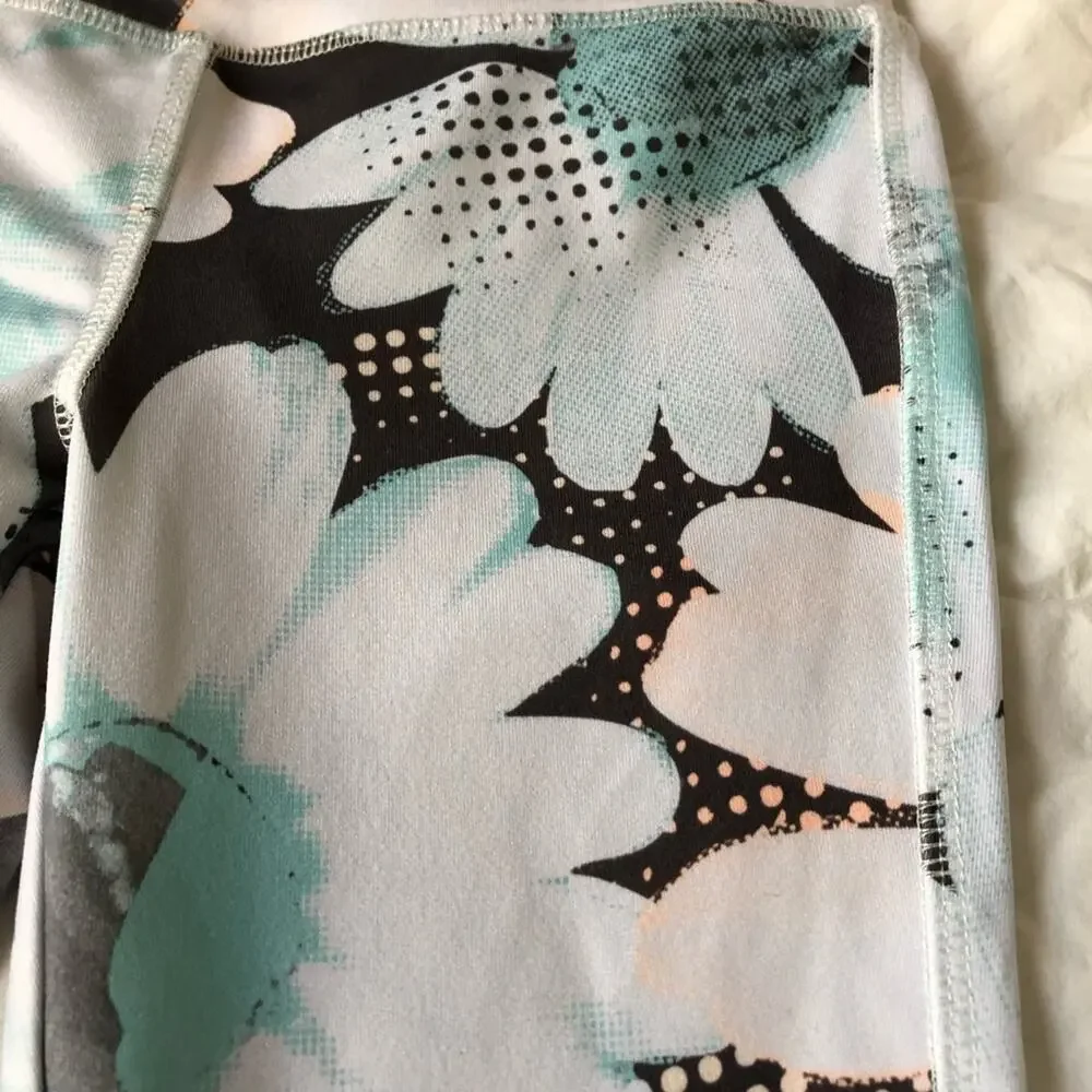Gap Athletic Capris Girl Toddler Leggings Sport Multi Yoga Flowers Size 4